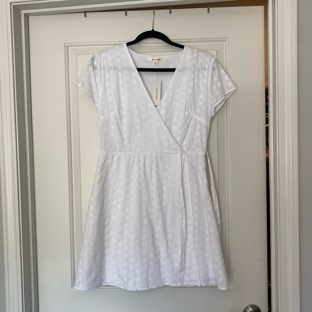 White Floral Cutout Dress - Francesca’s/Miami Brand. NEVER WORN
